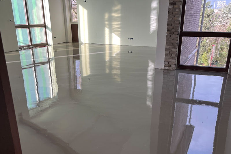 Vloer egaliseren - Projectinrichting J.P. van Beek